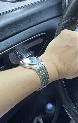 Фото покупателя: Швейцарские наручные часы Tissot PRX 35 mm T137.210.11.351.00