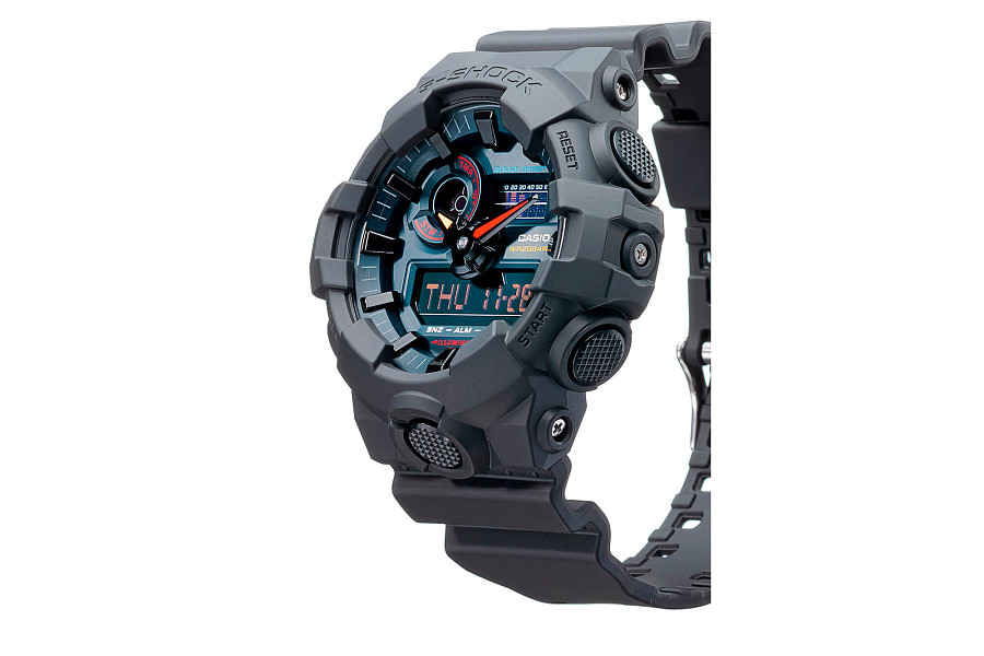 Часы Casio G-Shock GA-700BMC-1A — Япония, электронные