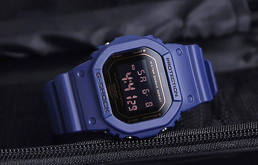 Часы Casio G-Shock DW-5600BBM-2 — синий, пластик