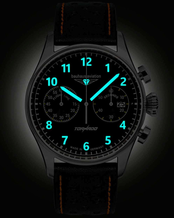 Часы Bauhaus Aviation 27705 — кварцевые, сталь металл