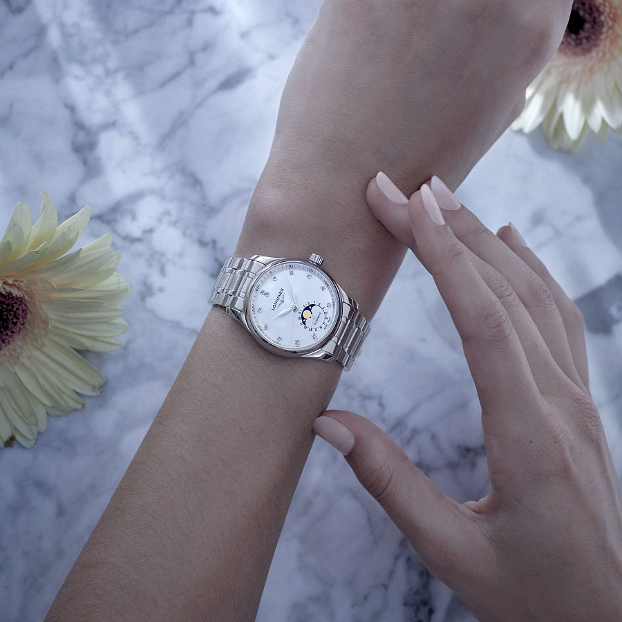 Часы Longines Master Collection L2.409.4.87.6 — нержавеющая сталь, женские