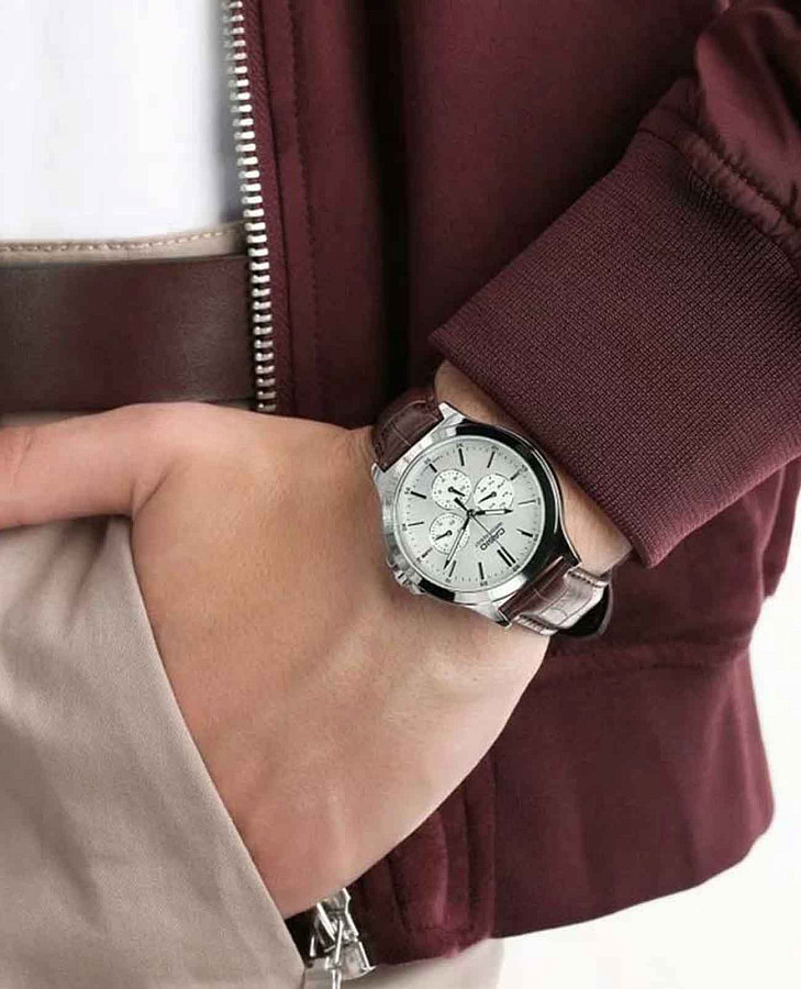 Часы Casio Collection MTP-V300L-7AUDF (MTP-V300L-7A) — кварцевые, металл сталь