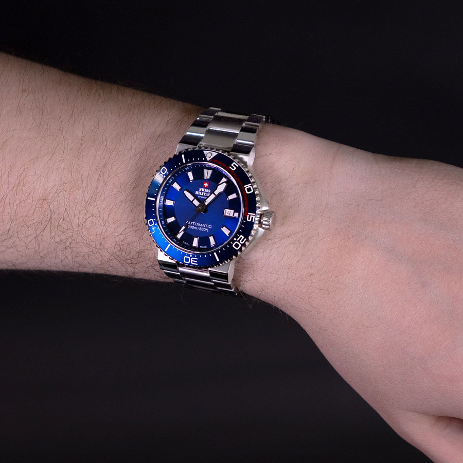 Часы Swiss Military by Chrono Automatic Dive SMA34086.02 — Швейцария, механические