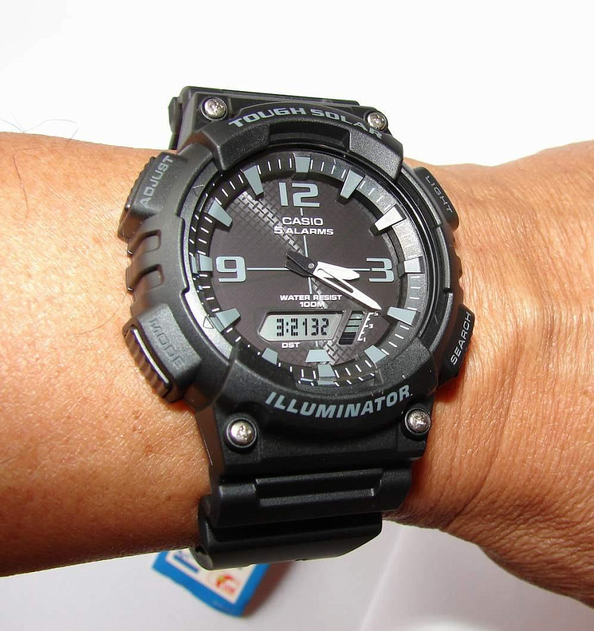 Часы Casio Collection AQ-S810W-1A2VDF (AQ-S810W-1A2) — кварцевые, пластик