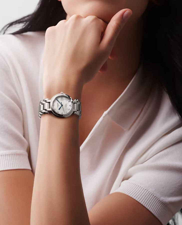 Часы Longines PrimaLuna L8.113.4.87.6 — нержавеющая сталь, женские