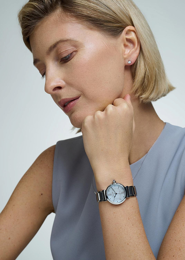 Часы Citizen Eco-Drive EM1070-83D — кварцевые, сталь металл