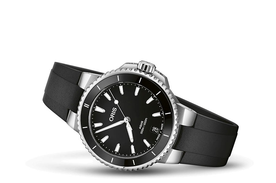 Часы Oris Aquis Date Calibre 400 01 733 7792 4154-07 4 19 64FC — механические, сталь металл