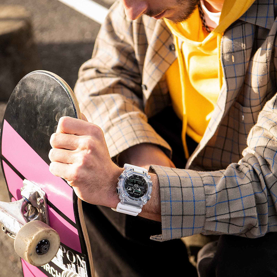 Часы Casio G-Shock GA-900SKL-7ADR (GA-900SKL-7A) — электронные, пластик