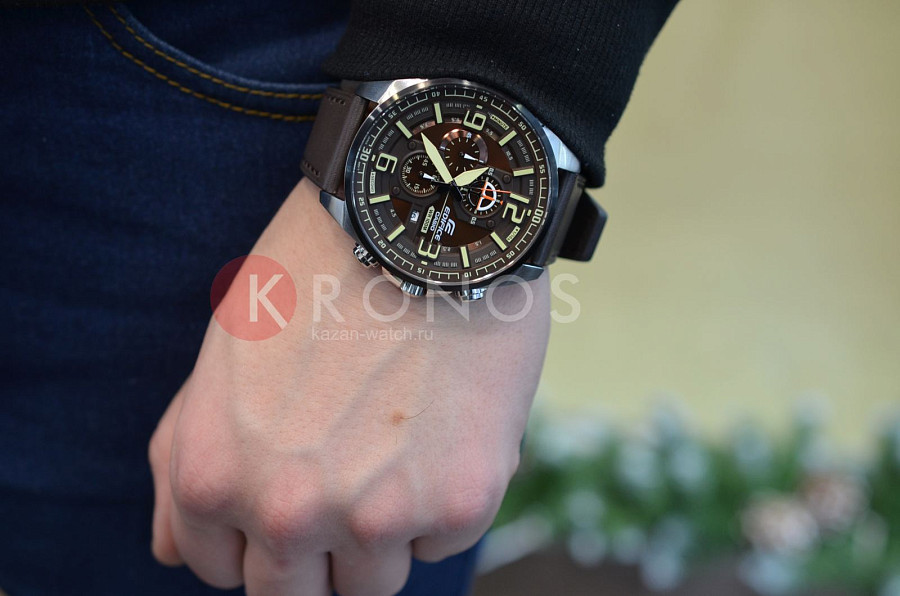 Часы Casio Edifice EFR-555BL-5A — артикул EFR-555BL-5A