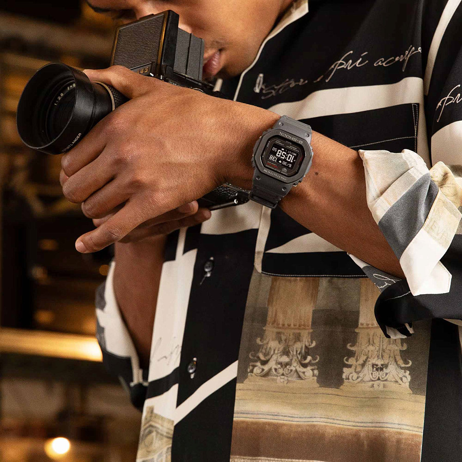 Часы Casio G-Shock DW-H5600MB-8DR (DW-H5600MB-8) — пластик, мужские