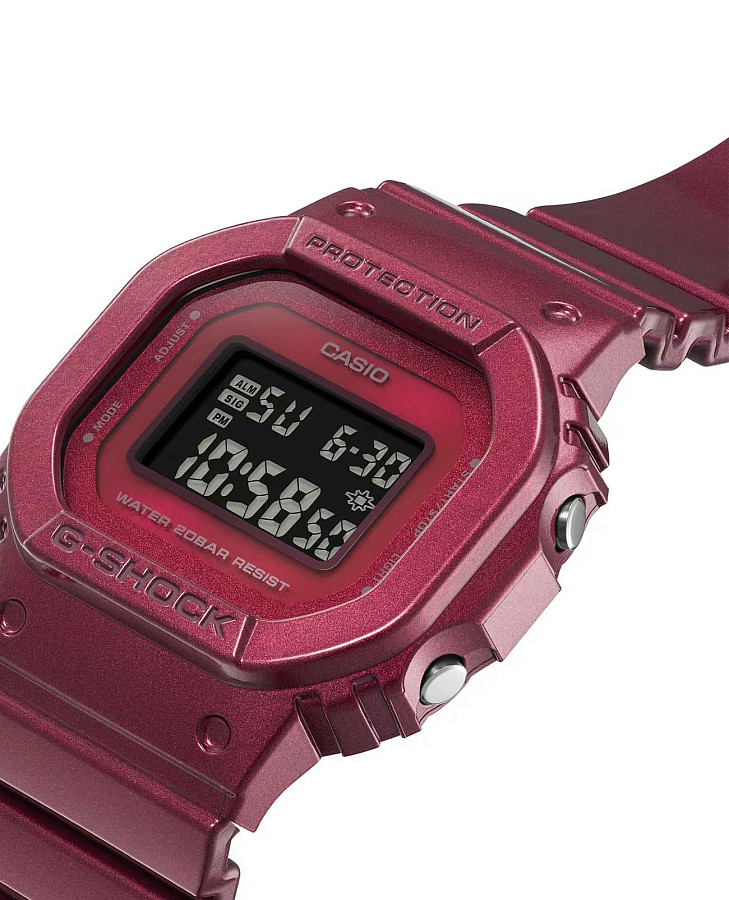 Часы Casio G-Shock GMD-S5600RB-4DR (GMD-S5600RB-4) — полимер, женские
