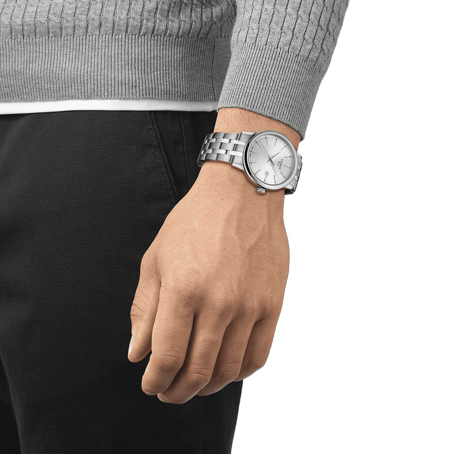 Часы Tissot Classic Dream T129.410.11.031.00 — кварцевые, металл сталь