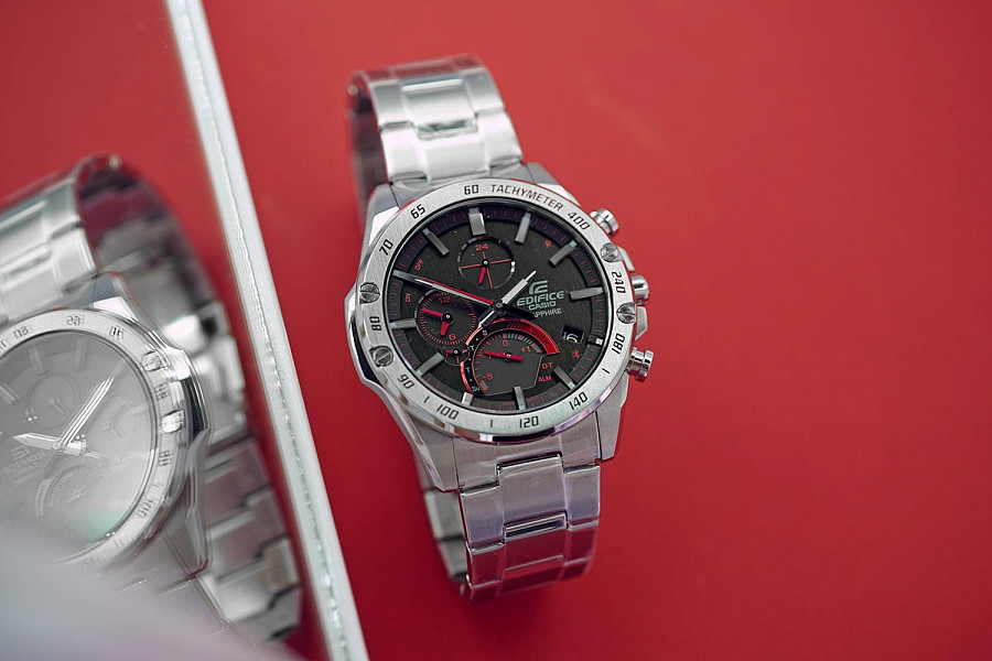 Часы Casio Edifice EQB-1000XD-1A — черный, кварцевые