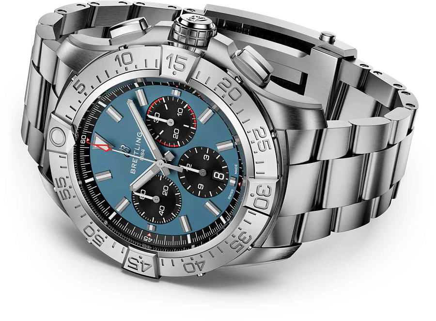 Часы Breitling Super Avenger B01 Chronograph 46 mm EB0148101C1E1 — титановый, мужские