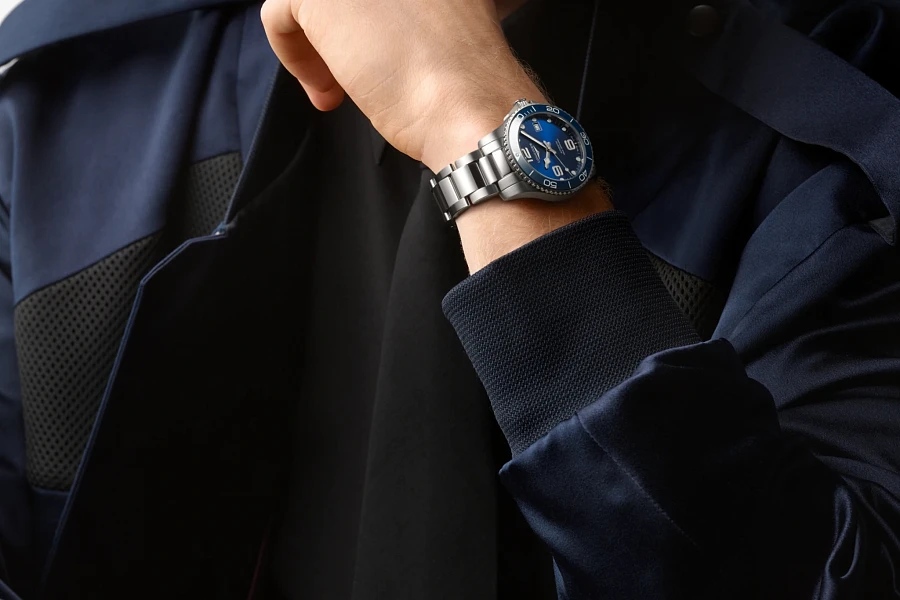 Часы Longines HydroConquest L3.780.4.96.6 — синий, механические