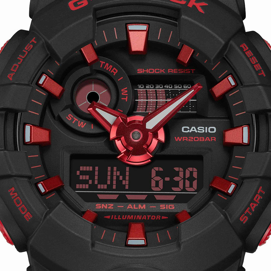Часы Casio G-Shock GA-700BNR-1ADR (GA-700BNR-1A) — Япония, электронные