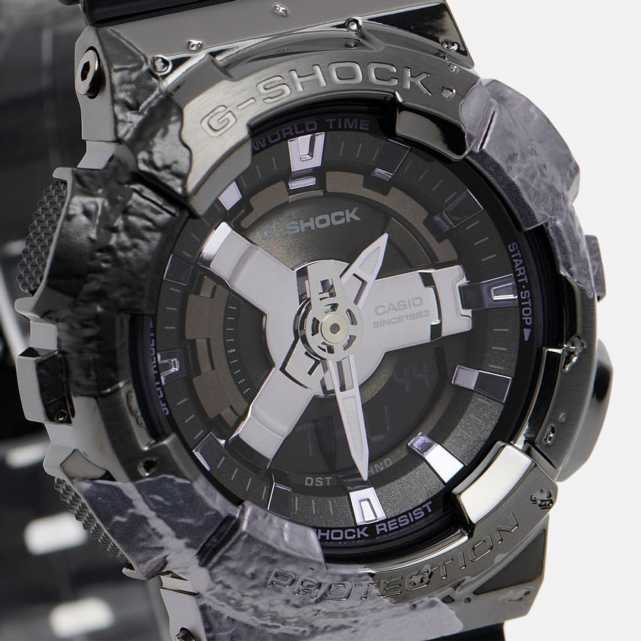 Часы Casio G-Shock GM-S114GEM-1A2 — мужские, пластик