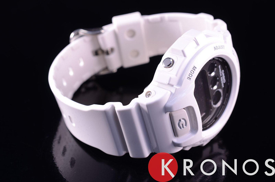 Часы Casio G-Shock DW-6900NB-7 — мужские, пластик