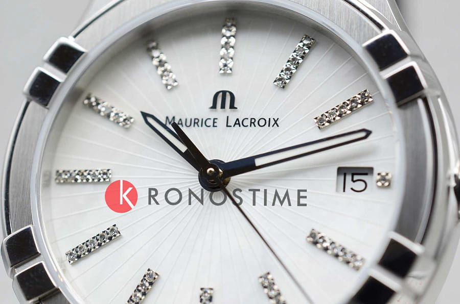 Часы Maurice Lacroix Aikon Quartz AI1106-SS002-170-1 — нержавеющая сталь, женские