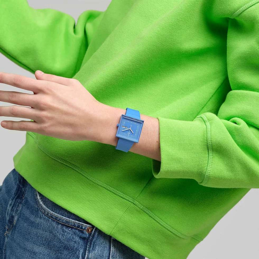 Часы Swatch Square Bioceramic Standard SO34S700 — артикул SO34S700