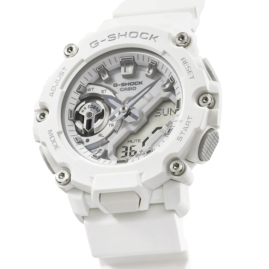 Часы Casio G-Shock GMA-S2200M-7A — Япония, электронные