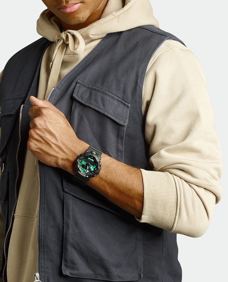 Часы Casio G-Shock GA-700MG-1A — электронные, пластик