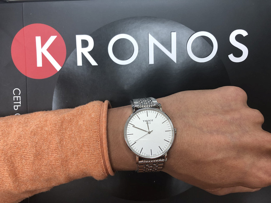 Часы Tissot Everytime Large T109.610.11.031.00 — мужские, нержавеющая сталь