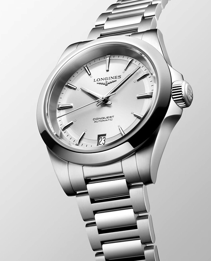 Часы Longines Conquest L3.430.4.72.6 — сталь металл, Швейцария
