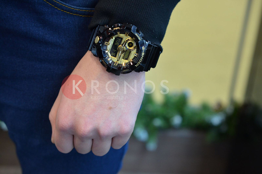 Часы Casio G-Shock GA-710GB-1A — желтый, электронные