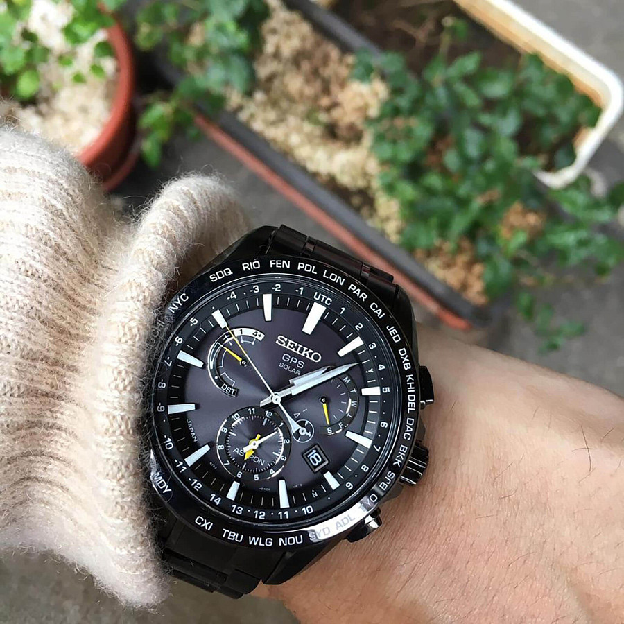 Часы Seiko Astron GPS Solar SSE079J1 — Япония, кварцевые