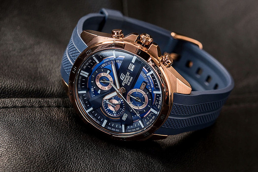 Часы Casio Edifice EFR-556PC-2A — кварцевые, металл сталь
