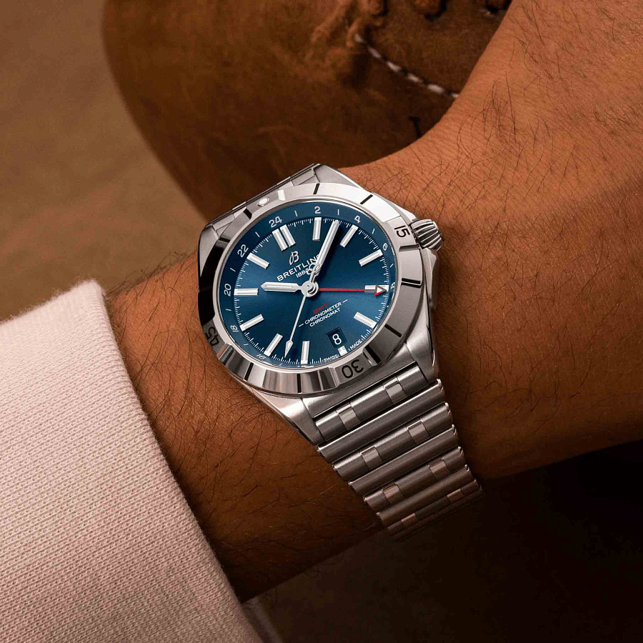 Часы Breitling Chronomat Automatic GMT 40 A32398101C1A1 — металл сталь, Швейцария