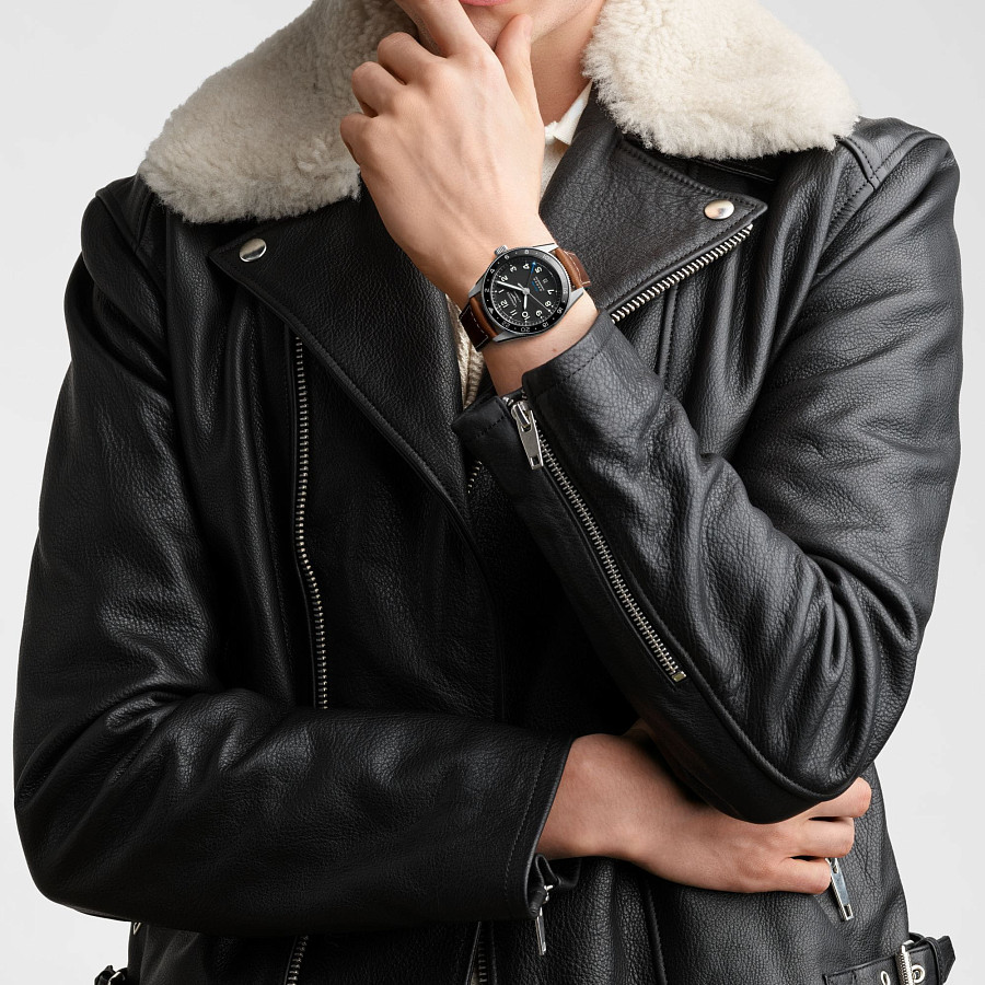 Часы Longines Spirit L3.812.4.53.2 — кожаный, мужские