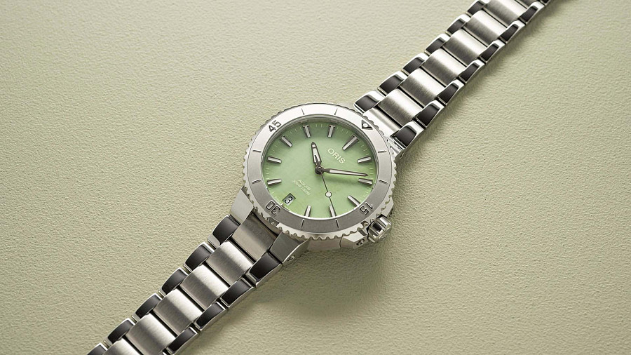Часы Oris Aquis Date 01 733 7770 4157-07 8 18 05P — сталь, Швейцария