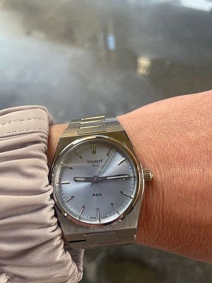 Фото покупателя: Швейцарские наручные часы Tissot PRX 35 mm T137.210.11.351.00