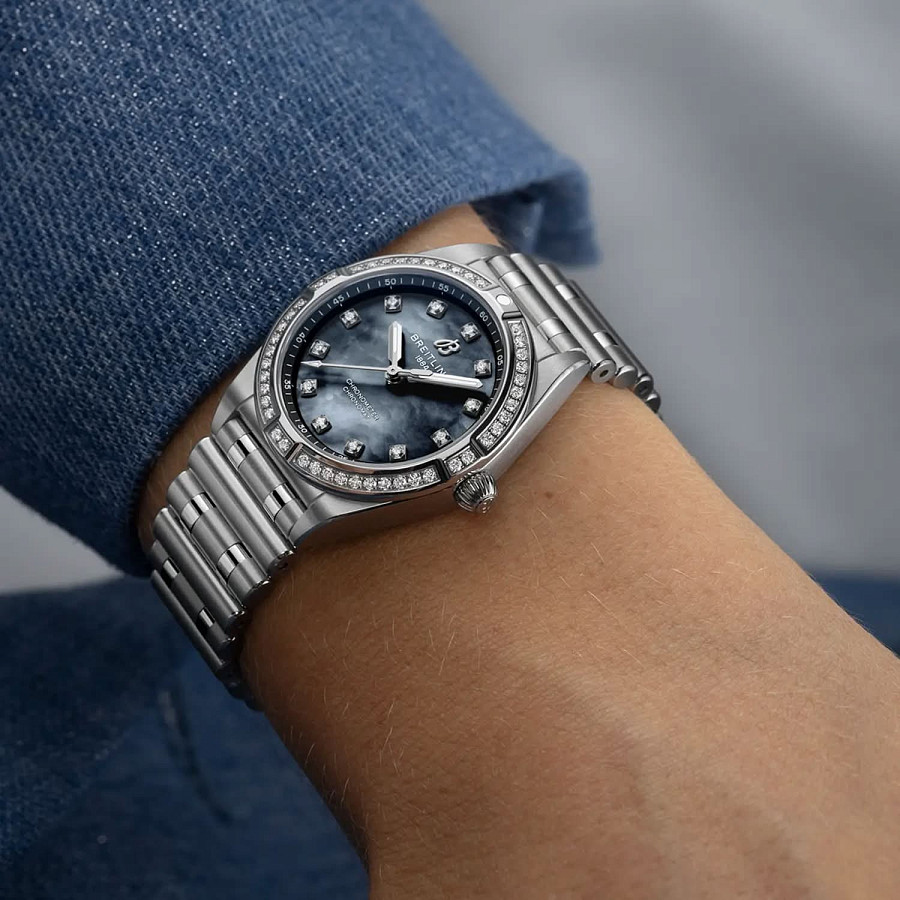 Часы Breitling Chronomat 28 A72310531G1A1 — кварцевые, сталь металл