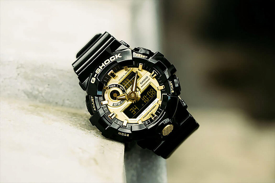 Часы Casio G-Shock GA-710GB-1A — электронные, Япония, мужские