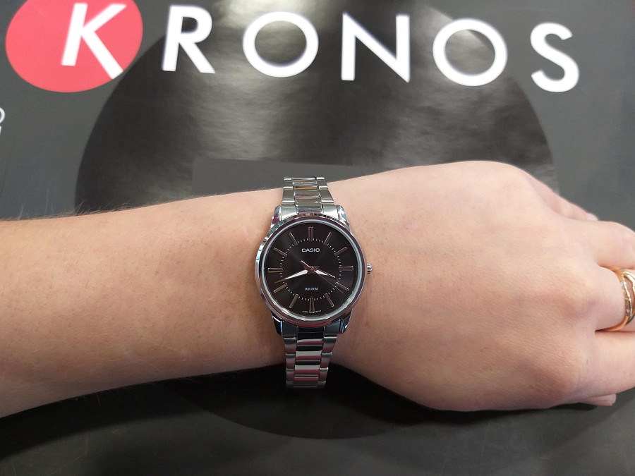 Часы Casio LTP-1303D-1A — нержавеющая сталь, женские