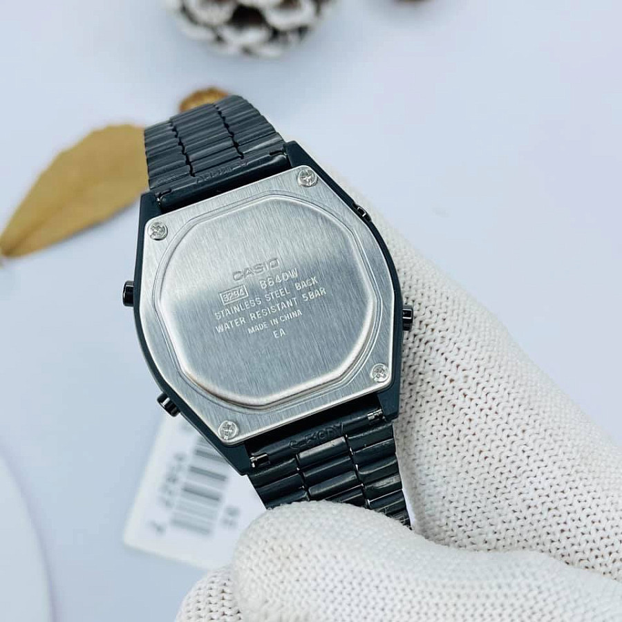 Часы Casio Vintage B640WB-1ADF (B640WB-1A) — пластик, Япония