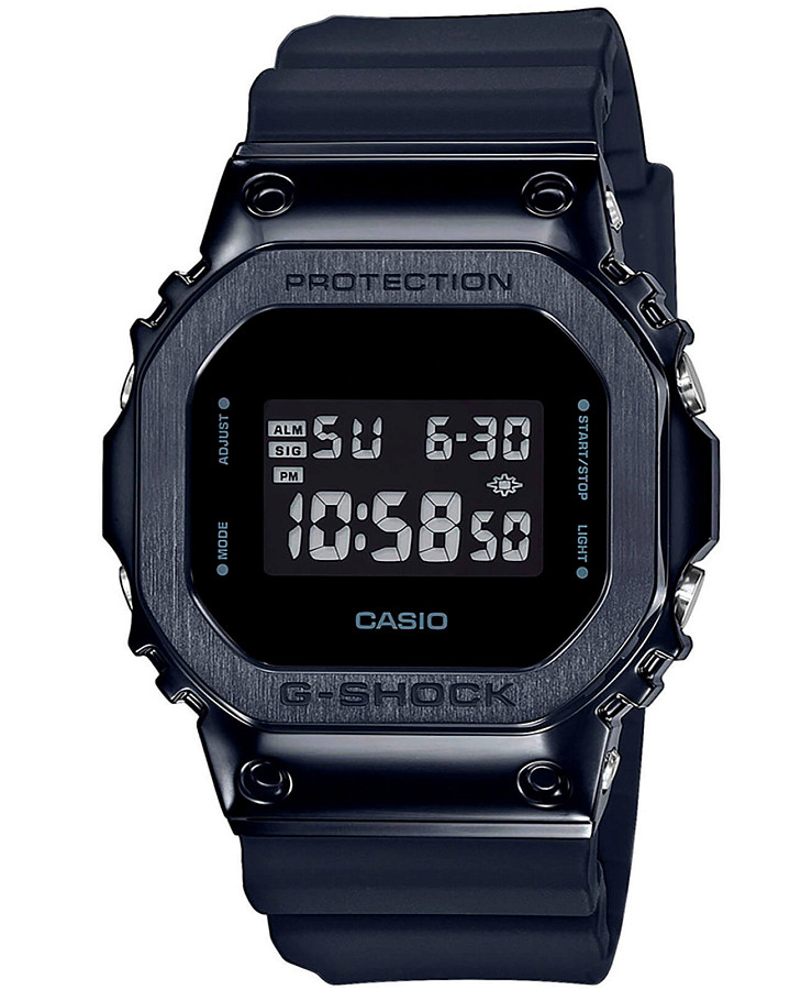Часы Casio G-Shock GM-5600B-1 — мужские, черный
