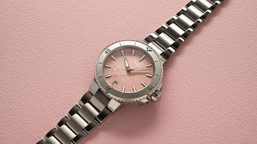 Часы Oris Aquis Date 01 733 7770 4158-07 8 18 05P — нержавеющая сталь, женские
