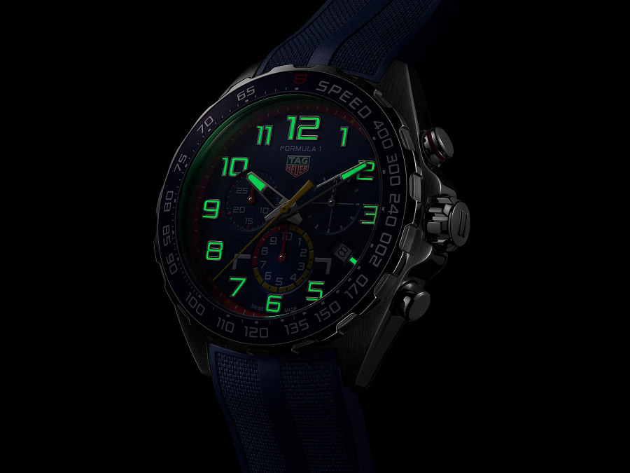 Часы TAG Heuer Formula 1 x Red Bull Racing CAZ101AL.FT8052 — каучук, мужские