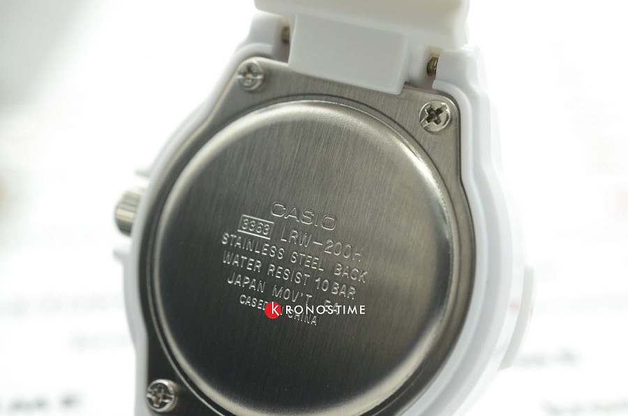 Часы Casio Collection LRW-200H-4E3VEF — Япония, кварцевые