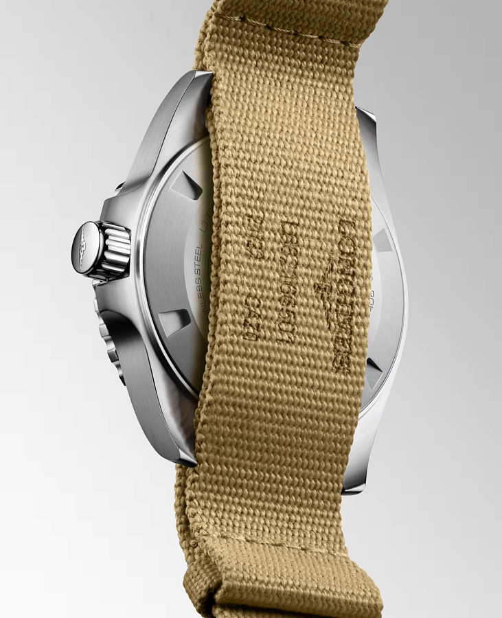 Часы Longines HydroConquest L3.790.4.66.2 — керамика сталь металл, Швейцария