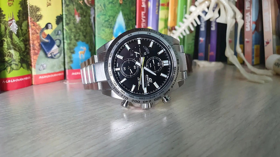 Часы Casio Edifice EFR-574D-1AVUDF (EFR-574D-1AVUEF) — карбон сталь металл, Япония