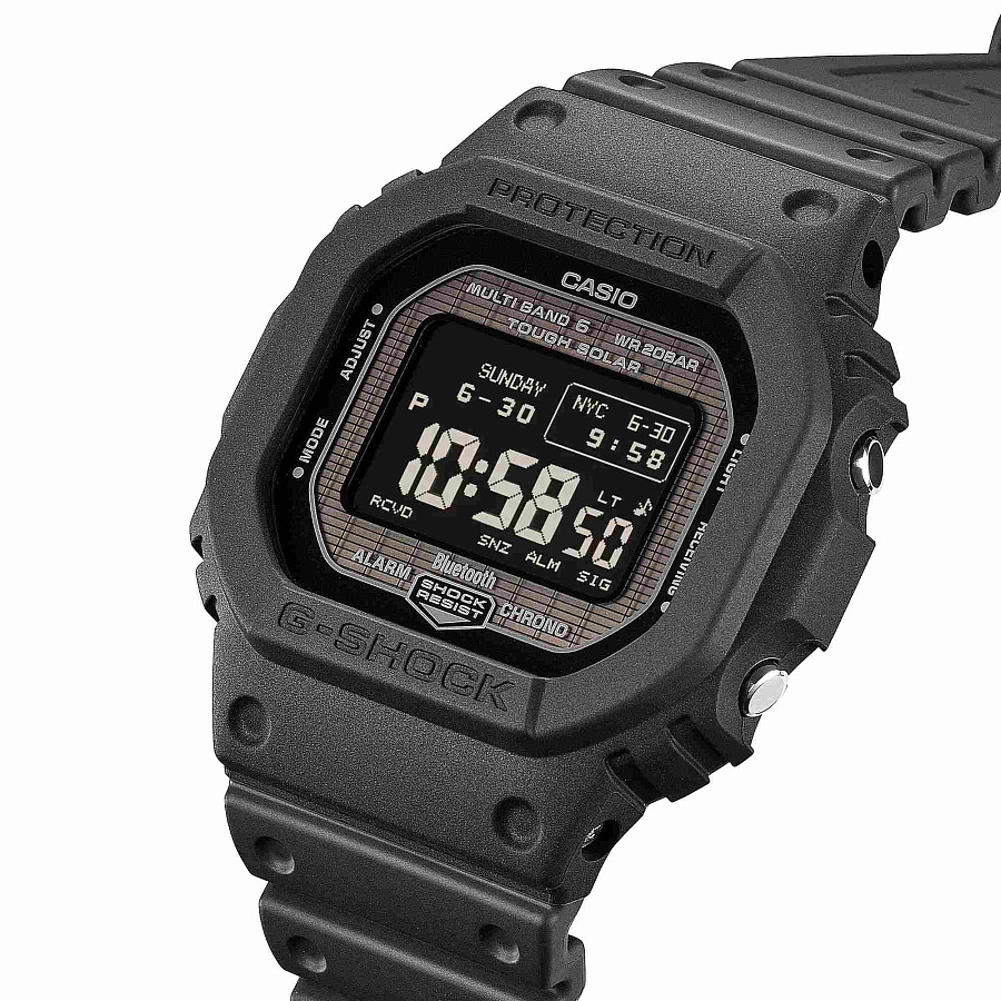 Часы Casio G-Shock GW-BX5600-1A1 — пластик, Япония