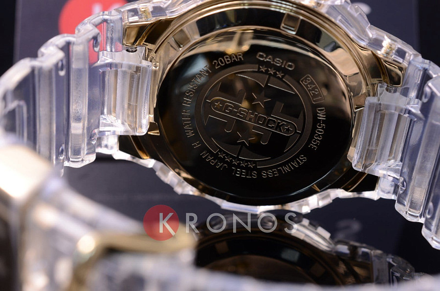 Часы Casio G-Shock DW-5035E-7 — пластик, мужские