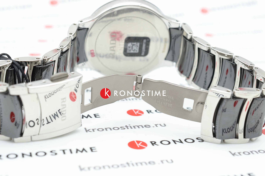 Часы Rado Centrix Diamonds R30934712 — мужские, сталь + керамические вставки
