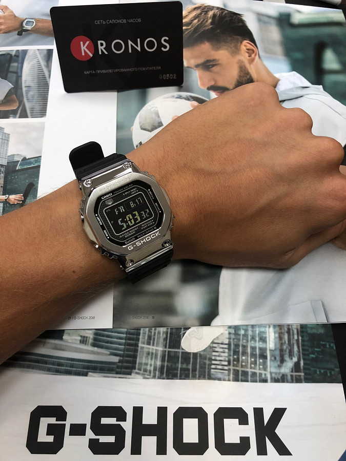 Часы Casio G-Shock GMW-B5000-1 — Япония, электронные