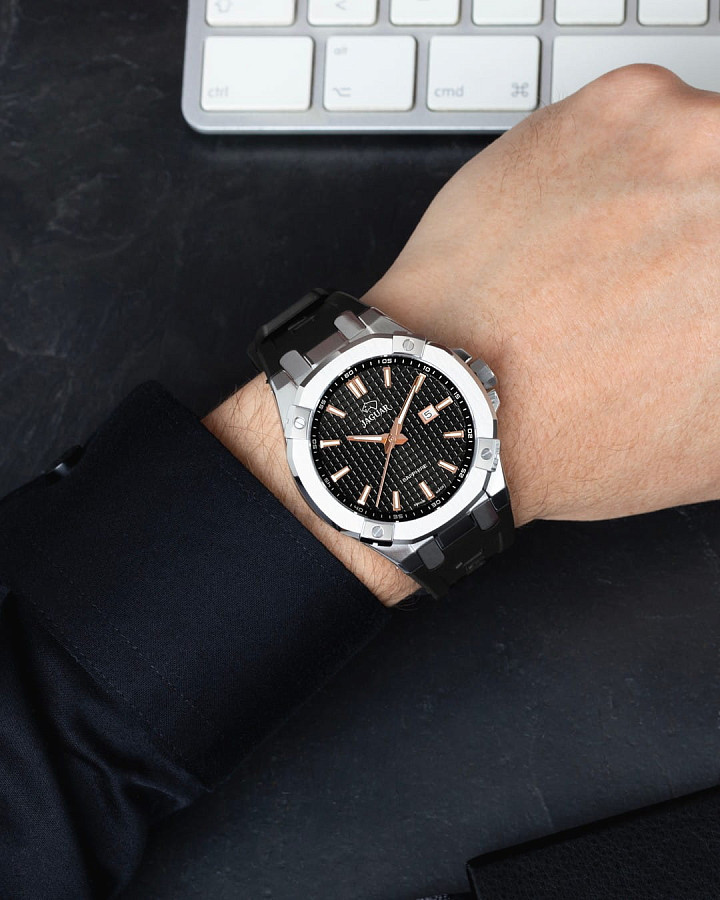 Часы Jaguar Diplomatic Quartz J1010/4 — кварцевые, металл сталь